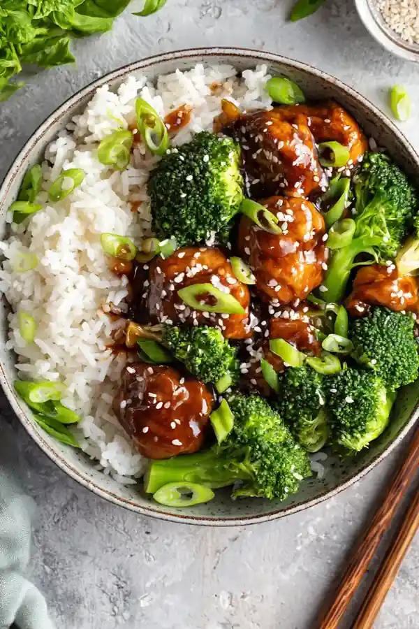 Classic Teriyaki Chicken Bowl with Steamed Rice