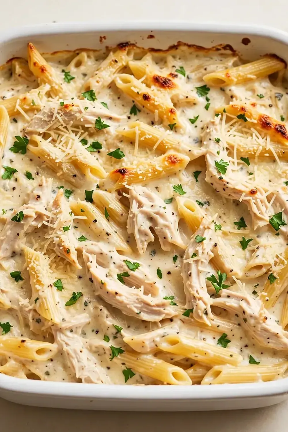 Slow Cooker Chicken Alfredo Casserole